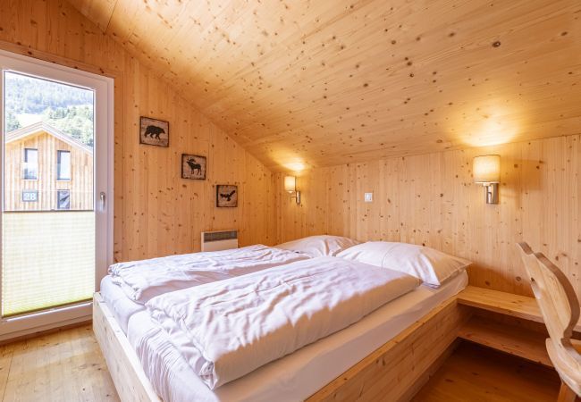 Ferienhaus in St. Georgen am Kreischberg - Chalet # 32b mit 4 Schlafzimmer, IR-Sauna & Whirlpool Ferienhaus in St. Georgen am Kreischberg - Chalet # 32b mit 4 Schlafzimmer, IR-Sauna & Whirlpool