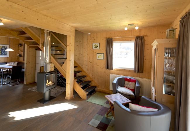 Ferienhaus in St. Georgen am Kreischberg - Chalet # 12a mit 4 Schlafzimmer, IR-Sauna & Whirlpool Ferienhaus in St. Georgen am Kreischberg - Chalet # 12a mit 4 Schlafzimmer, IR-Sauna & Whirlpool