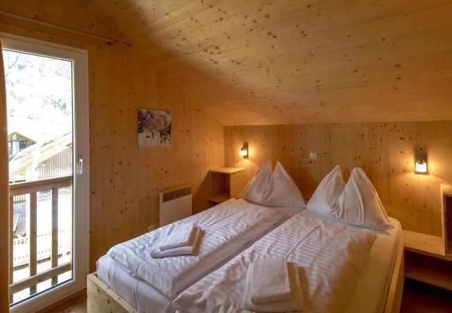 Ferienhaus in St. Georgen am Kreischberg - Chalet # 12a mit 4 Schlafzimmer, IR-Sauna & Whirlpool Ferienhaus in St. Georgen am Kreischberg - Chalet # 12a mit 4 Schlafzimmer, IR-Sauna & Whirlpool