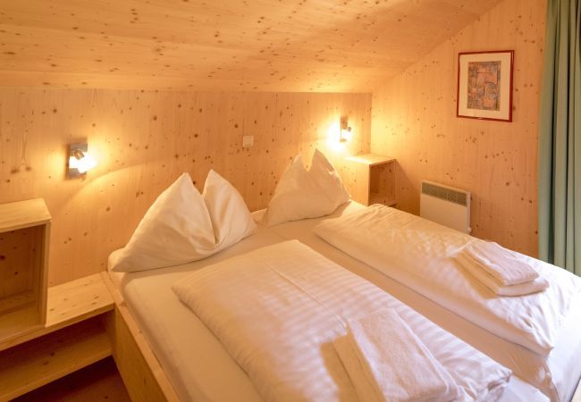Ferienhaus in St. Georgen am Kreischberg - Chalet # 12a mit 4 Schlafzimmer, IR-Sauna & Whirlpool Ferienhaus in St. Georgen am Kreischberg - Chalet # 12a mit 4 Schlafzimmer, IR-Sauna & Whirlpool