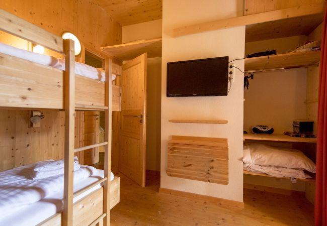 Ferienhaus in St. Georgen am Kreischberg - Chalet # 12a mit 4 Schlafzimmer, IR-Sauna & Whirlpool Ferienhaus in St. Georgen am Kreischberg - Chalet # 12a mit 4 Schlafzimmer, IR-Sauna & Whirlpool