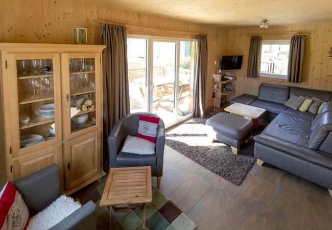 Ferienhaus in St. Georgen am Kreischberg - Chalet # 12a mit 4 Schlafzimmer, IR-Sauna & Whirlpool Ferienhaus in St. Georgen am Kreischberg - Chalet # 12a mit 4 Schlafzimmer, IR-Sauna & Whirlpool