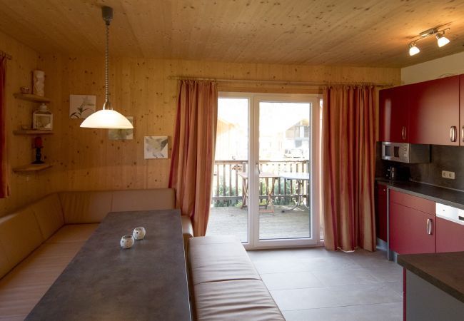 Ferienhaus in St. Georgen am Kreischberg - Chalet # 12b mit 4 Schlafzimmer, IR-Sauna & Whirlpool Ferienhaus in St. Georgen am Kreischberg - Chalet # 12b mit 4 Schlafzimmer, IR-Sauna & Whirlpool