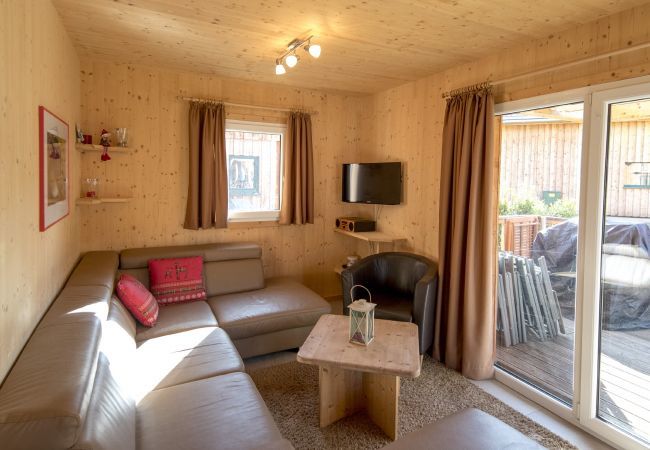 Ferienhaus in St. Georgen am Kreischberg - Chalet # 12b mit 4 Schlafzimmer, IR-Sauna & Whirlpool Ferienhaus in St. Georgen am Kreischberg - Chalet # 12b mit 4 Schlafzimmer, IR-Sauna & Whirlpool