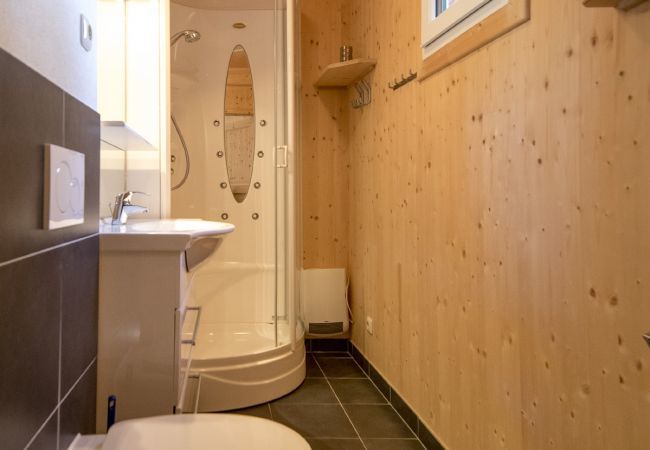 Ferienhaus in St. Georgen am Kreischberg - Chalet # 12b mit 4 Schlafzimmer, IR-Sauna & Whirlpool Ferienhaus in St. Georgen am Kreischberg - Chalet # 12b mit 4 Schlafzimmer, IR-Sauna & Whirlpool