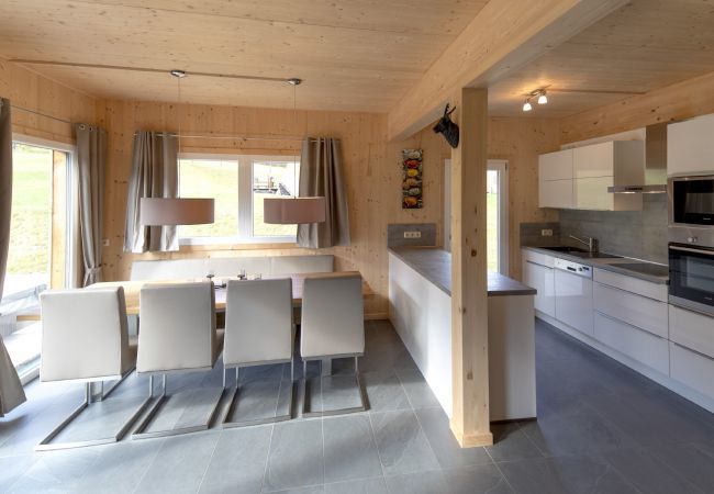 Ferienhaus in St. Georgen am Kreischberg - Chalet # 25b mit 4 Schlafzimmer, IR-Sauna & Whirlpool Ferienhaus in St. Georgen am Kreischberg - Chalet # 25b mit 4 Schlafzimmer, IR-Sauna & Whirlpool