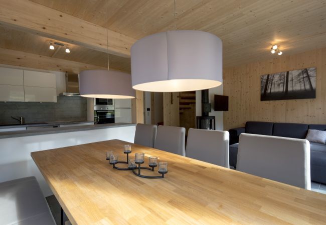 Ferienhaus in St. Georgen am Kreischberg - Chalet # 25b mit 4 Schlafzimmer, IR-Sauna & Whirlpool Ferienhaus in St. Georgen am Kreischberg - Chalet # 25b mit 4 Schlafzimmer, IR-Sauna & Whirlpool