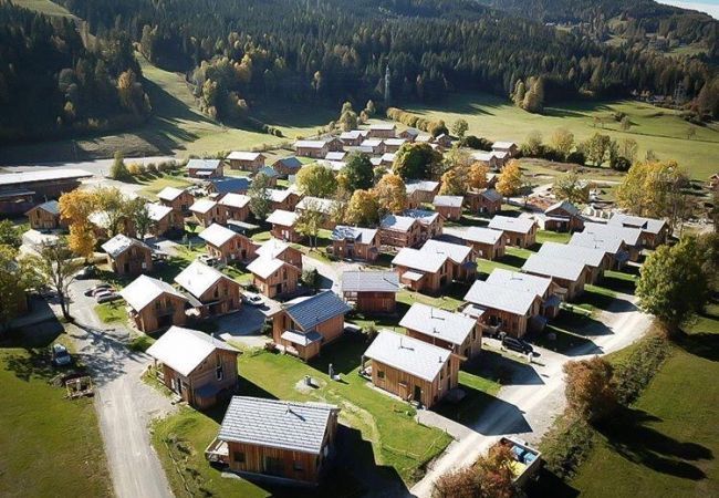 Ferienhaus in St. Georgen am Kreischberg - Chalet # 13b mit 4 Schlafzimmer, IR-Sauna & Whirlpool Ferienhaus in St. Georgen am Kreischberg - Chalet # 13b mit 4 Schlafzimmer, IR-Sauna & Whirlpool