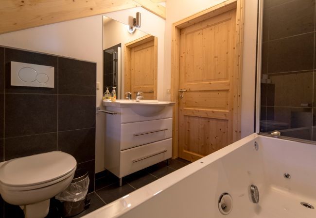 Ferienhaus in St. Georgen am Kreischberg - Chalet # 13b mit 4 Schlafzimmer, IR-Sauna & Whirlpool Ferienhaus in St. Georgen am Kreischberg - Chalet # 13b mit 4 Schlafzimmer, IR-Sauna & Whirlpool