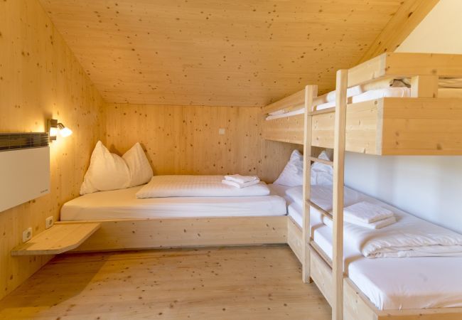 Ferienhaus in St. Georgen am Kreischberg - Chalet # 22 mit 4 Schlafzimmer, Sauna & Whirlpool Ferienhaus in St. Georgen am Kreischberg - Chalet # 22 mit 4 Schlafzimmer, Sauna & Whirlpool