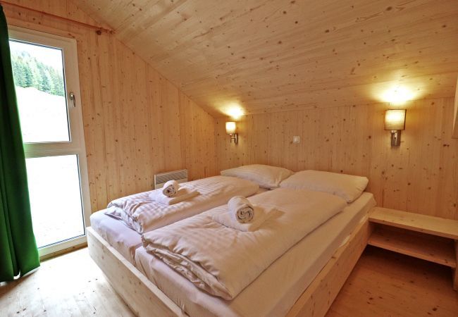Ferienhaus in Hohentauern - Superior Ferienhaus # 57 mit IR-Sauna & Whirlwanne Ferienhaus in Hohentauern - Superior Ferienhaus # 57 mit IR-Sauna & Whirlwanne