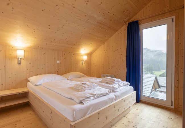 Ferienhaus in Hohentauern - Superior Ferienhaus # 57 mit IR-Sauna & Whirlwanne Ferienhaus in Hohentauern - Superior Ferienhaus # 57 mit IR-Sauna & Whirlwanne