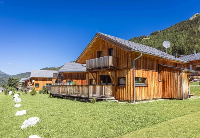 Ferienhaus in Hohentauern - Premium Ferienhaus # 7 mit IR-Sauna & Whirlpool Ferienhaus in Hohentauern - Premium Ferienhaus # 7 mit IR-Sauna & Whirlpool
