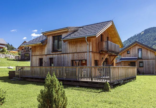 Ferienhaus in Hohentauern - Premium Ferienhaus # 7 mit IR-Sauna & Whirlpool Ferienhaus in Hohentauern - Premium Ferienhaus # 7 mit IR-Sauna & Whirlpool
