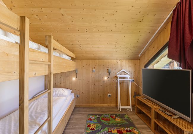 Ferienhaus in Hohentauern - Premium Ferienhaus # 7 mit IR-Sauna & Whirlpool Ferienhaus in Hohentauern - Premium Ferienhaus # 7 mit IR-Sauna & Whirlpool