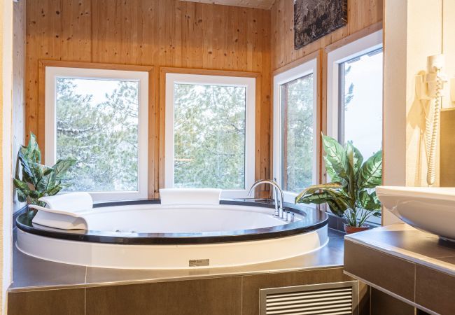 Ferienhaus in Turrach - Ferienhaus # 4 mit Sauna & Whirlpool innen Ferienhaus in Turrach - Ferienhaus # 4 mit Sauna & Whirlpool innen
