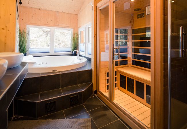 Ferienhaus in Turrach - Ferienhaus # 23 mit IR-Sauna und Whirlpool innen Ferienhaus in Turrach - Ferienhaus # 23 mit IR-Sauna und Whirlpool innen