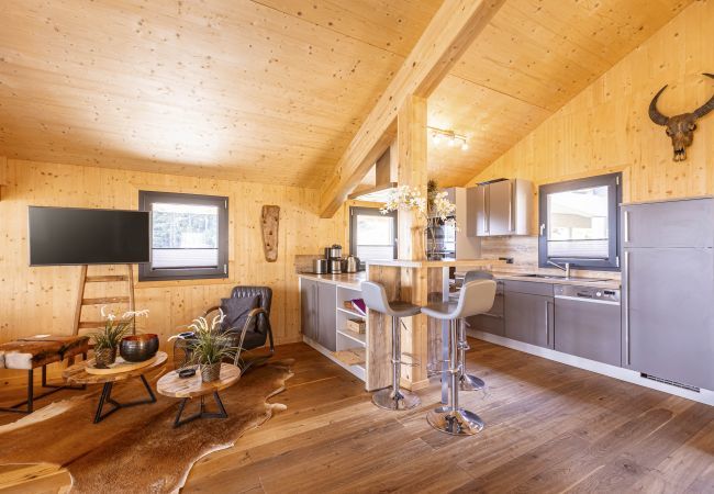 Chalet in Pichl bei Schladming - Superior Chalet # 11 mit IR-Sauna & Whirlwanne innen Chalet in Pichl bei Schladming - Superior Chalet # 11 mit IR-Sauna & Whirlwanne innen