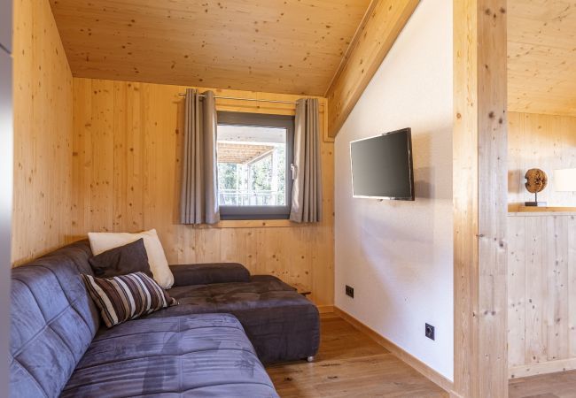 Chalet in Pichl bei Schladming - Superior Chalet # 11 mit IR-Sauna & Whirlwanne innen Chalet in Pichl bei Schladming - Superior Chalet # 11 mit IR-Sauna & Whirlwanne innen