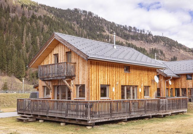 Chalet in Murau - Premium Ferienhaus # 12 mit Sauna & Whirlpool Chalet in Murau - Premium Ferienhaus # 12 mit Sauna & Whirlpool