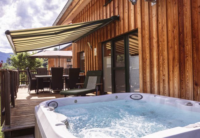 Chalet in Murau - Superior Ferienhaus # 19 mit IR-Sauna & Whirlpool Chalet in Murau - Superior Ferienhaus # 19 mit IR-Sauna & Whirlpool