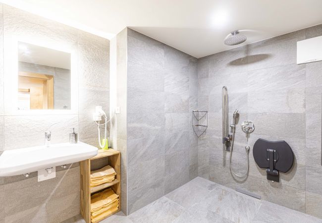 Ferienwohnung in St. Georgen am Kreischberg - Ferienwohnung #1 mit 2 Schlafzimmern für bis zu 6 Personen Ferienwohnung in St. Georgen am Kreischberg - Ferienwohnung #1 mit 2 Schlafzimmern für bis zu 6 Personen