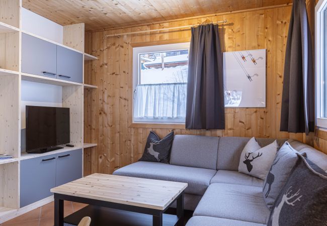Chalet in Annaberg - Ferienhaus # 03 mit 3 SZ für bis zu 6 Personen Chalet in Annaberg - Ferienhaus # 03 mit 3 SZ für bis zu 6 Personen