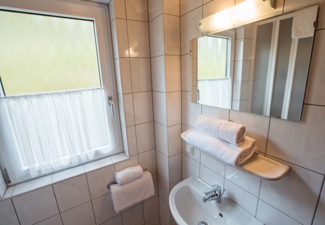 Chalet in Annaberg - Ferienhaus # 51 mit 3 SZ für bis zu 6 Personen Chalet in Annaberg - Ferienhaus # 51 mit 3 SZ für bis zu 6 Personen