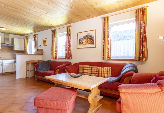 Chalet in Annaberg - Ferienhaus # 51 mit 3 SZ für bis zu 6 Personen Chalet in Annaberg - Ferienhaus # 51 mit 3 SZ für bis zu 6 Personen