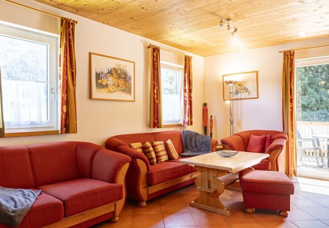 Chalet in Annaberg - Ferienhaus # 51 mit 3 SZ für bis zu 6 Personen Chalet in Annaberg - Ferienhaus # 51 mit 3 SZ für bis zu 6 Personen