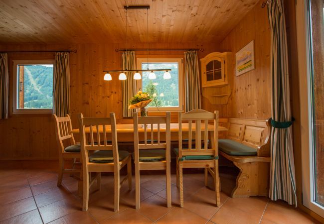 Chalet in Annaberg - Ferienhaus # 65 mit 3 SZ für bis zu 6 Personen Chalet in Annaberg - Ferienhaus # 65 mit 3 SZ für bis zu 6 Personen