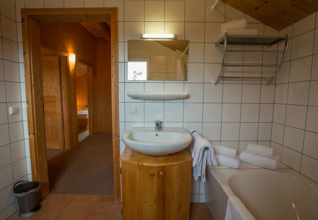 Chalet in Annaberg - Ferienhaus # 65 mit 3 SZ für bis zu 6 Personen Chalet in Annaberg - Ferienhaus # 65 mit 3 SZ für bis zu 6 Personen