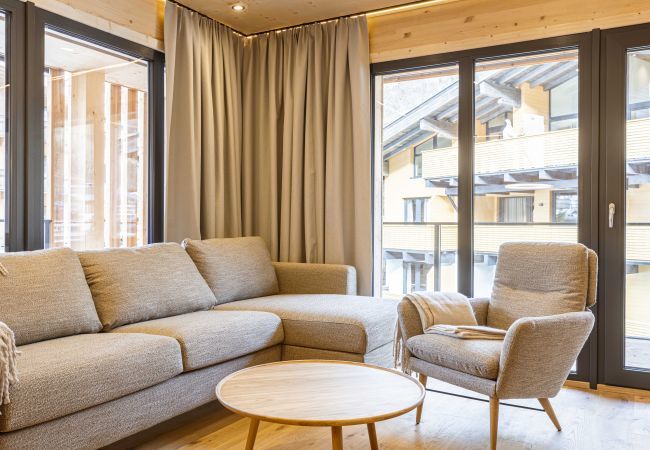 Aparthotel in Saalbach - Premium Suite mit 2 Schlafzimmern & privatem Wellnessbereich  Aparthotel in Saalbach - Premium Suite mit 2 Schlafzimmern & privatem Wellnessbereich