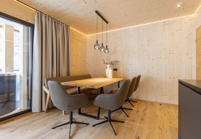 Aparthotel in Saalbach - Premium Suite mit 2 Schlafzimmern & privatem Wellnessbereich  Aparthotel in Saalbach - Premium Suite mit 2 Schlafzimmern & privatem Wellnessbereich