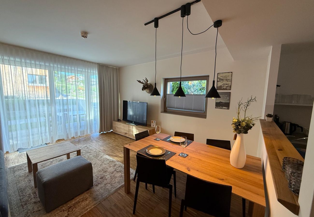 Ferienwohnung in Rohrmoos-Untertal - Ferienwohnung mit 1 Schlafzimmer und Saunabereich