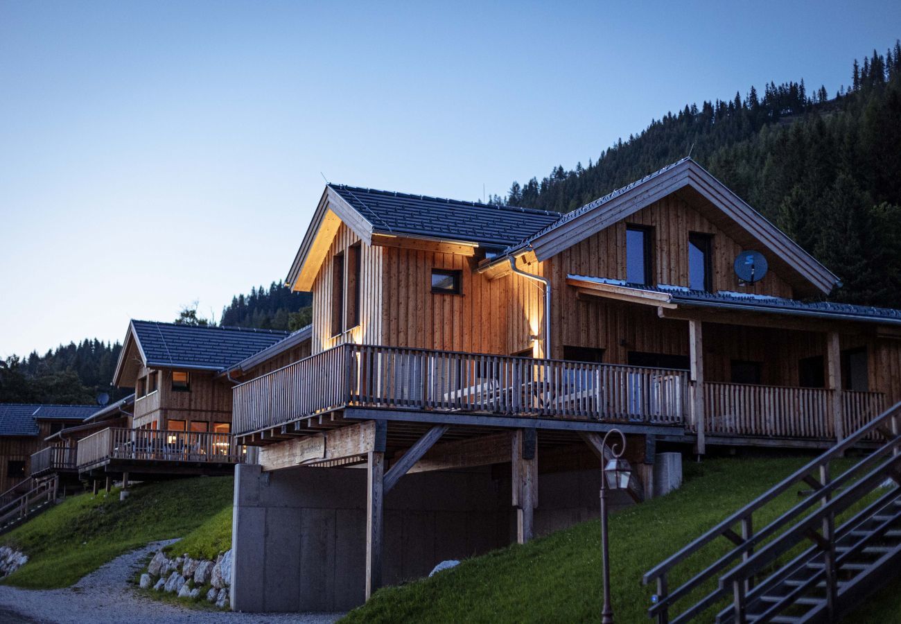 Ferienhaus in Hohentauern - Premium Ferienhaus # 62 mit Sauna & Whirlpool Ferienhaus in Hohentauern - Premium Ferienhaus # 62 mit Sauna & Whirlpool