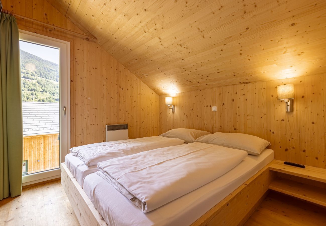 Ferienhaus in St. Georgen am Kreischberg - Chalet # 31a mit 4 Schlafzimmer, IR-Sauna & Whirlpool Ferienhaus in St. Georgen am Kreischberg - Chalet # 31a mit 4 Schlafzimmer, IR-Sauna & Whirlpool