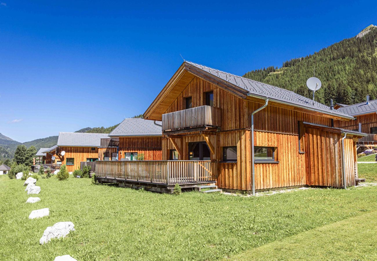 Ferienhaus in Hohentauern - Premium Ferienhaus # 7 mit IR-Sauna & Whirlpool Ferienhaus in Hohentauern - Premium Ferienhaus # 7 mit IR-Sauna & Whirlpool
