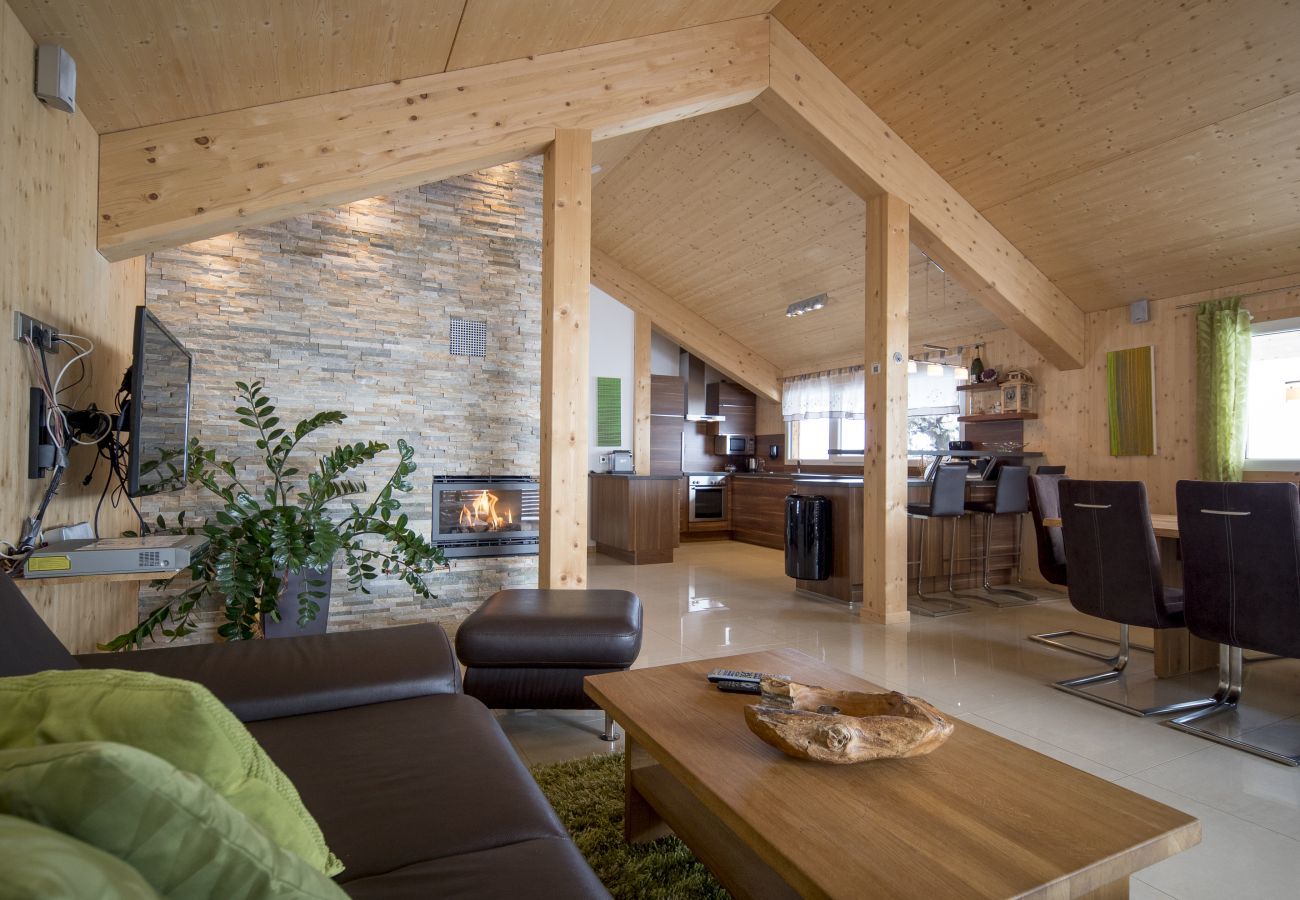 Chalet in Turrach - Ferienhaus # 38 mit IR-Sauna und Whirlpool innen