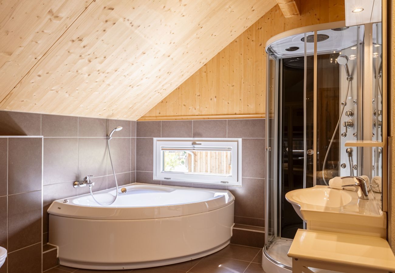 Chalet in Murau - Premium Ferienhaus # 10 mit IR-Sauna & Whirlpool Chalet in Murau - Premium Ferienhaus # 10 mit IR-Sauna & Whirlpool