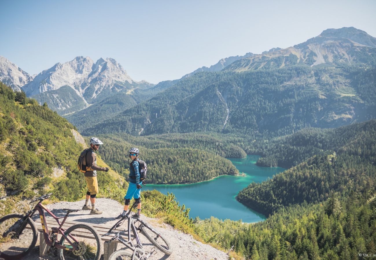 Chalet in Ehrwald - Chalet mit 4 Schlafzimmern  Chalet in Ehrwald - Chalet mit 4 Schlafzimmern